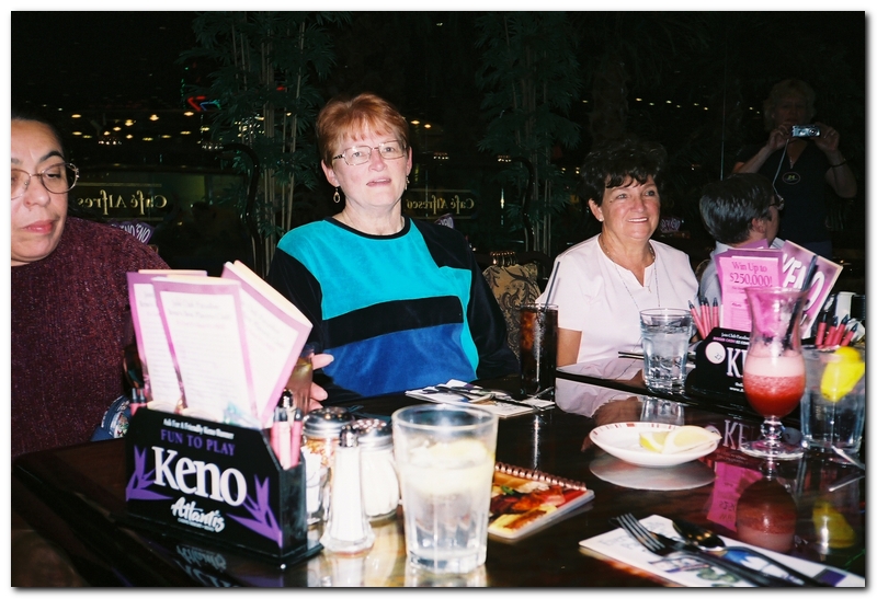 reunion-2006ladies_008